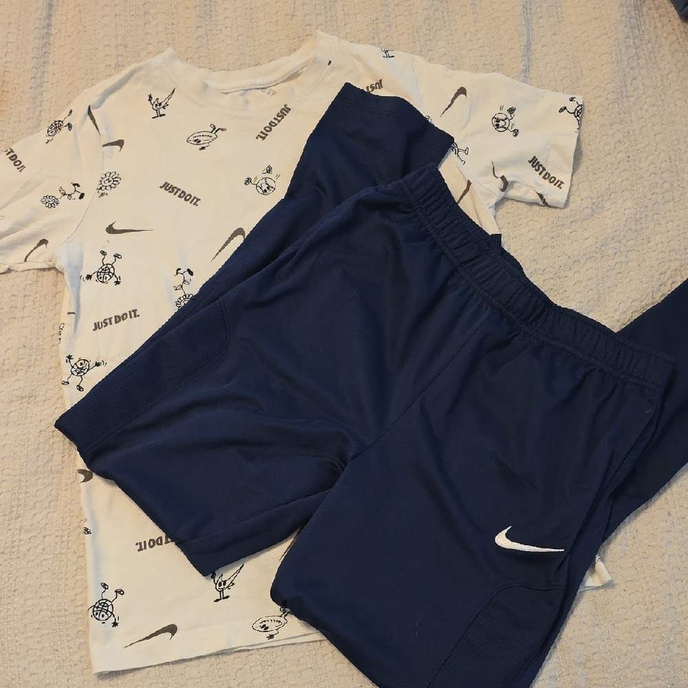 Nike White and Gray Graphic Tee and Navy Pants